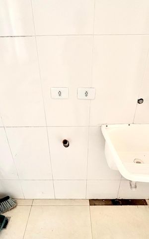 Casa para alugar com 45m², 2 quartos e 1 vagaÁrea de Serviço