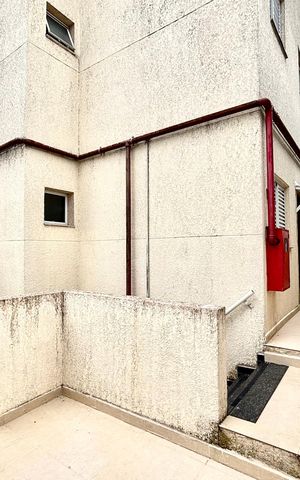 Casa para alugar com 45m², 2 quartos e 1 vagaÁrea comum