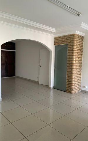 Casa para alugar com 320m², 3 quartos e 2 vagas Casa para alugar com 320m², 3 quartos e 2 vagasSala