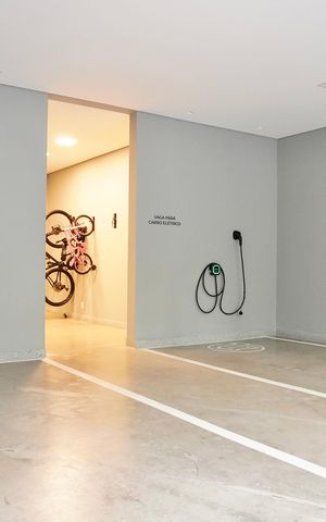 Apartamento para alugar com 82m², 2 quartos e 2 vagas Apartamento para alugar com 82m², 2 quartos e 2 vagasÁrea comum - Abastecimento de carros elétricos