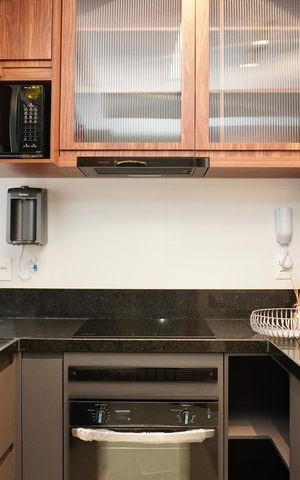 Apartamento para alugar com 82m², 2 quartos e 2 vagas Apartamento para alugar com 82m², 2 quartos e 2 vagasCozinha e Área de Serviço