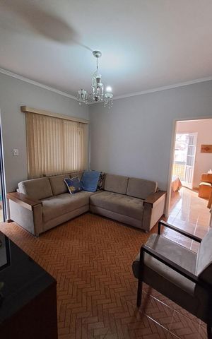 Casa à venda com 105m², 3 quartos e 1 vaga Casa à venda com 105m², 3 quartos e 1 vagaSala