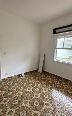 Casa para alugar com 75m², 2 quartos e 1 vaga Casa para alugar com 75m², 2 quartos e 1 vagaQuarto 1