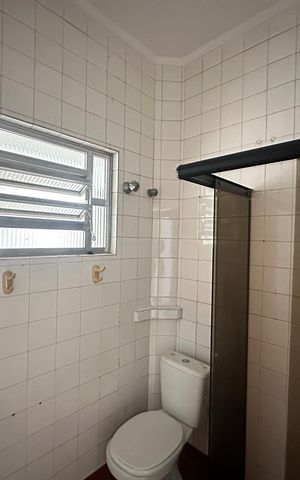 Casa para alugar com 75m², 2 quartos e 1 vaga Casa para alugar com 75m², 2 quartos e 1 vagaBanheiro