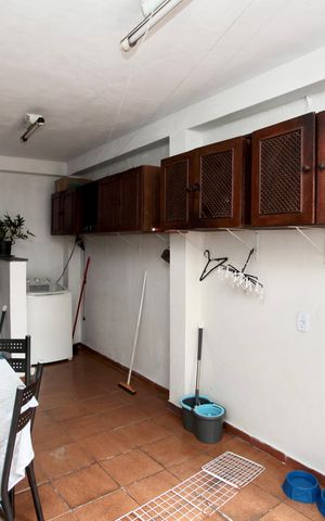 Apartamento à venda com 84m², 2 quartos e 1 vaga Apartamento à venda com 84m², 2 quartos e 1 vagaCozinha e Área de Serviço