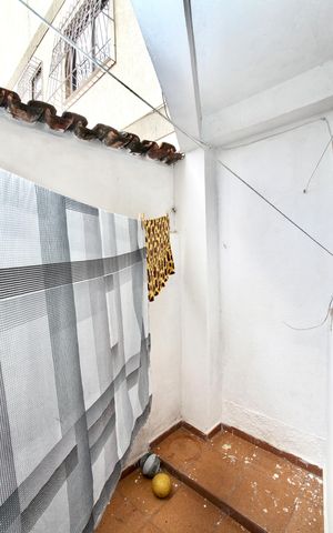 Apartamento à venda com 84m², 2 quartos e 1 vaga Apartamento à venda com 84m², 2 quartos e 1 vagaCozinha e Área de Serviço