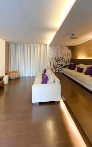 Apartamento à venda com 164m², 4 quartos e 3 vagas Apartamento à venda com 164m², 4 quartos e 3 vagasÁrea comum