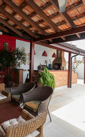 Casa para alugar com 262m², 4 quartos e 2 vagasÁREA DE CHURRASQUEIRA