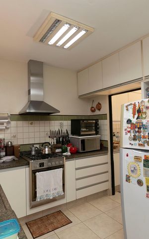 Casa para alugar com 262m², 4 quartos e 2 vagasCOZINHA