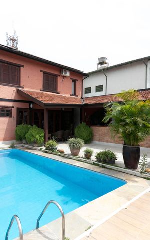 Casa para alugar com 262m², 4 quartos e 2 vagasPISCINA