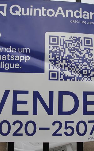 Casa à venda com 365m², 5 quartos e 6 vagasplaca