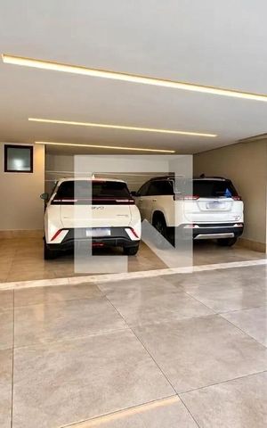 Casa de condomínio à venda com 450m², 5 quartos e 6 vagas Casa de condomínio à venda com 450m², 5 quartos e 6 vagasGaragem