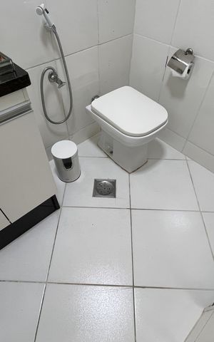 Apartamento para alugar com 131m², 3 quartos e 2 vagas Apartamento para alugar com 131m², 3 quartos e 2 vagasBanheiro 2