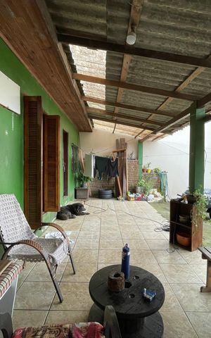 Casa à venda com 80m², 2 quartos e 1 vaga