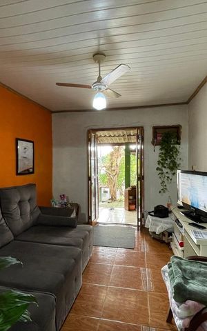 Casa à venda com 80m², 2 quartos e 1 vaga
