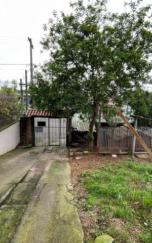 Casa à venda com 80m², 2 quartos e 1 vaga