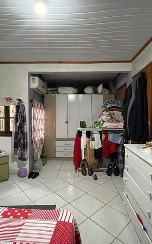 Casa à venda com 80m², 2 quartos e 1 vaga