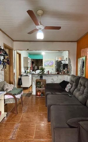 Casa à venda com 80m², 2 quartos e 1 vaga