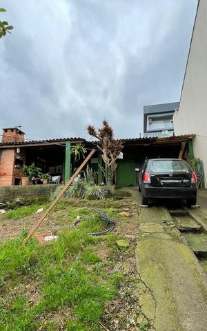 Casa à venda com 80m², 2 quartos e 1 vaga