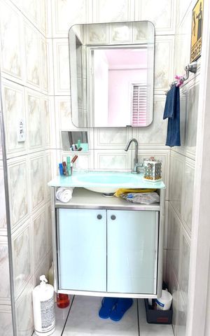 Apartamento à venda com 53m², 2 quartos e 1 vaga Apartamento à venda com 53m², 2 quartos e 1 vagaBanheiro