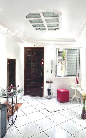 Apartamento à venda com 53m², 2 quartos e 1 vaga Apartamento à venda com 53m², 2 quartos e 1 vagaSala