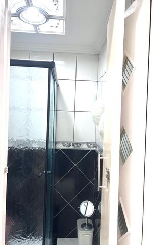 Apartamento à venda com 53m², 2 quartos e 1 vaga Apartamento à venda com 53m², 2 quartos e 1 vagaBanheiro