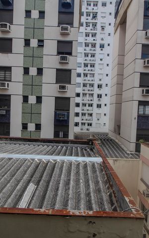 Apartamento à venda com 101m², 2 quartos e 1 vaga Apartamento à venda com 101m², 2 quartos e 1 vagaVista