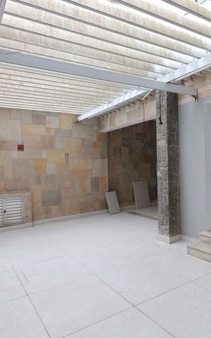 Casa para alugar com 300m², 3 quartos e 5 vagasGaragem