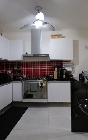 Casa para alugar com 300m², 3 quartos e 5 vagasCozinha