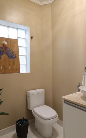 Casa para alugar com 300m², 3 quartos e 5 vagasLavabo