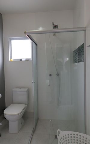 Casa para alugar com 300m², 3 quartos e 5 vagasBanheiro da Suíte 2