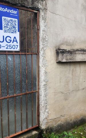 Casa para alugar com 82m², 2 quartos e sem vaga Casa para alugar com 82m², 2 quartos e sem vagaFachada