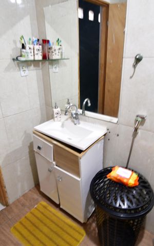 Casa à venda com 300m², 4 quartos e 1 vagaBanheiro