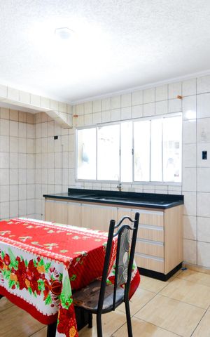 Casa para alugar com 90m², 3 quartos e sem vagaCozinha 