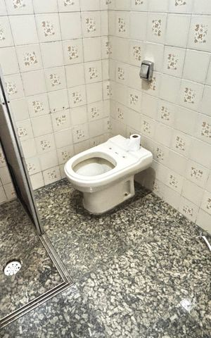 Casa para alugar com 30m², 1 quarto e sem vaga Casa para alugar com 30m², 1 quarto e sem vagaBanheiro