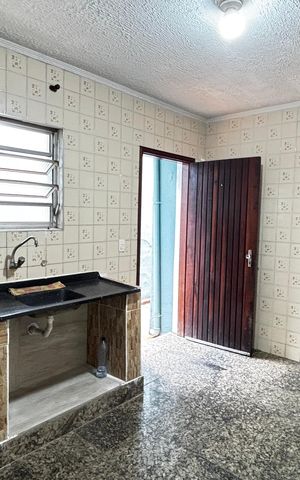 Casa para alugar com 30m², 1 quarto e sem vaga Casa para alugar com 30m², 1 quarto e sem vagaCozinha