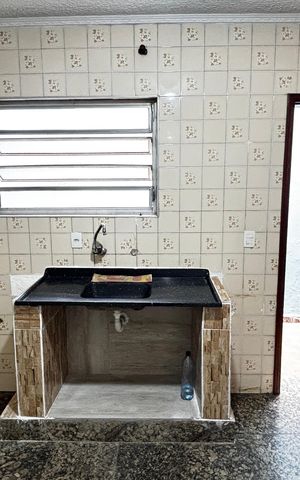 Casa para alugar com 30m², 1 quarto e sem vaga Casa para alugar com 30m², 1 quarto e sem vagaCozinha