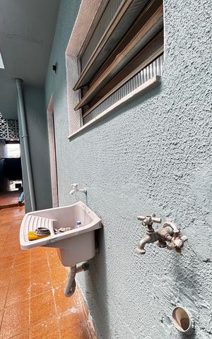 Casa para alugar com 30m², 1 quarto e sem vaga Casa para alugar com 30m², 1 quarto e sem vagaÁrea de serviço