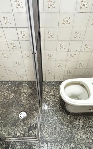 Casa para alugar com 30m², 1 quarto e sem vaga Casa para alugar com 30m², 1 quarto e sem vagaBanheiro