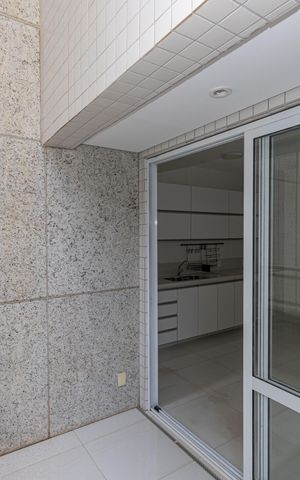 Apartamento à venda com 74m², 2 quartos e 2 vagas Apartamento à venda com 74m², 2 quartos e 2 vagasVaranda da Sala