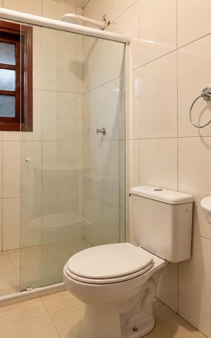 Casa para alugar com 100m², 1 quarto e 2 vagas Casa para alugar com 100m², 1 quarto e 2 vagasBanheiro