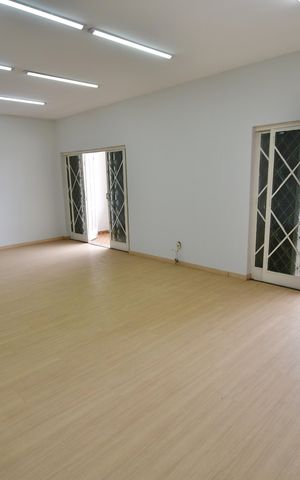 Casa para alugar com 329m², 3 quartos e 5 vagasSala 2