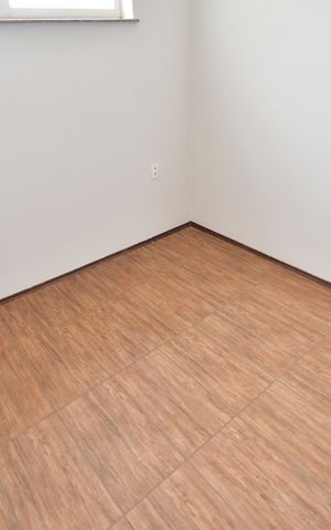 Casa para alugar com 329m², 3 quartos e 5 vagasEscritório