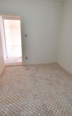 Casa para alugar com 329m², 3 quartos e 5 vagasQuarto de Serviço