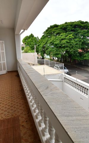 Casa para alugar com 329m², 3 quartos e 5 vagasSala 2 - Sacada