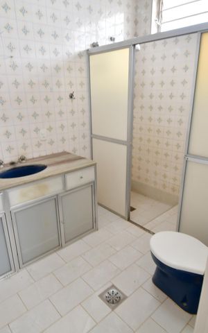 Casa para alugar com 329m², 3 quartos e 5 vagasBanheiro Suíte