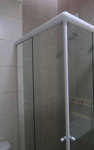 Casa para alugar com 80m², 3 quartos e 2 vagasBanheiro
