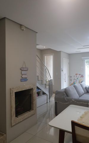 Casa para alugar com 80m², 3 quartos e 2 vagasSala