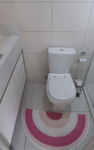 Casa para alugar com 80m², 3 quartos e 2 vagasBanheiro da Suíte