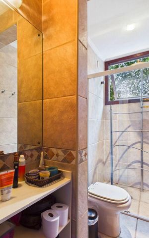 Casa à venda com 1596m², 3 quartos e 6 vagas